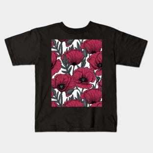 Poppies in Viva Magenta Color of the Year 2023 on white Kids T-Shirt